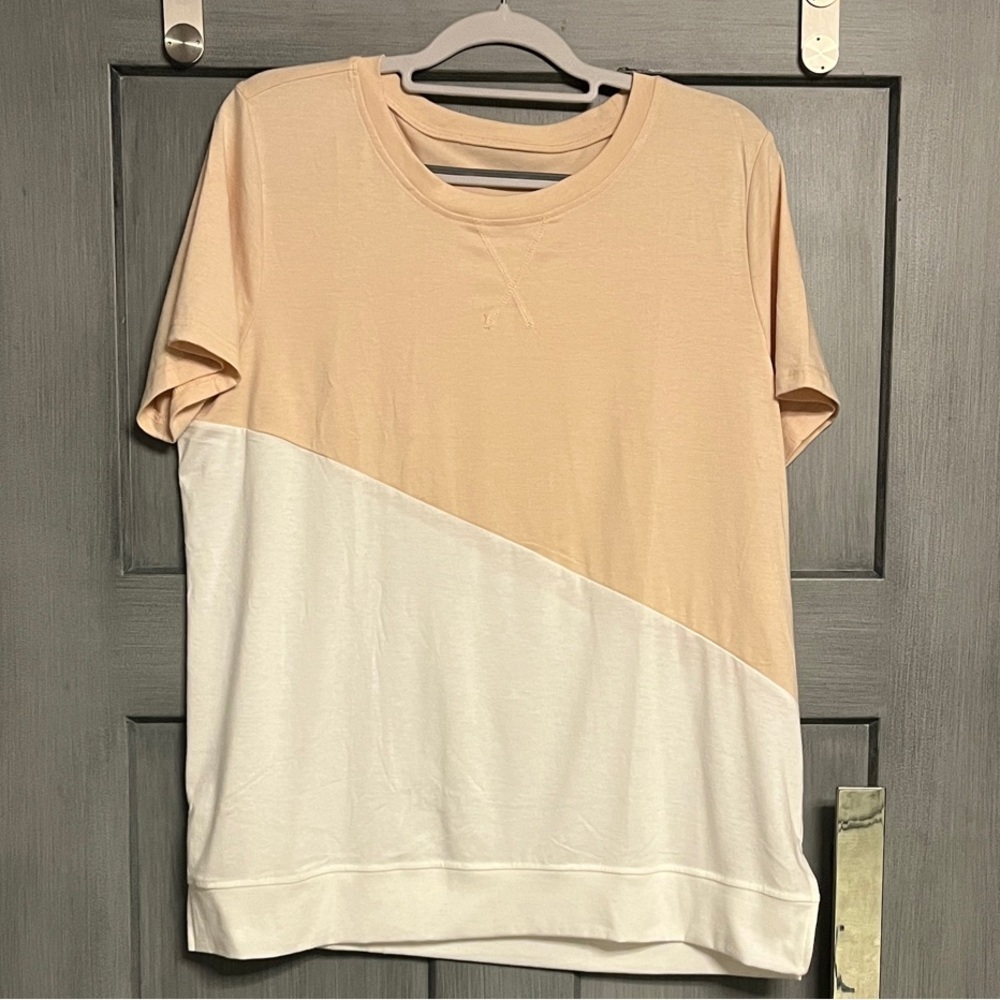 Amazon Women's Short Sleeve Tee - Beige and White